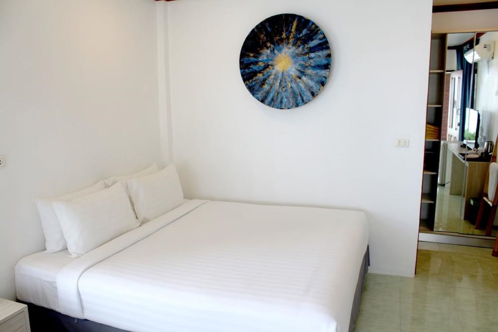 Garden Bungalow with Double Bed photo 2