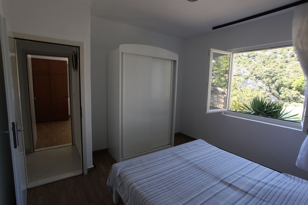 Apartment (Mare - peaceful - A1(5+1))