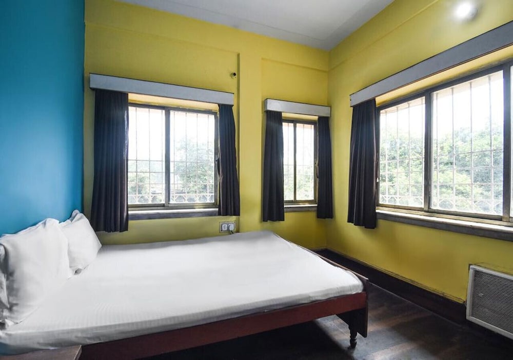 Standard Triple AC Room