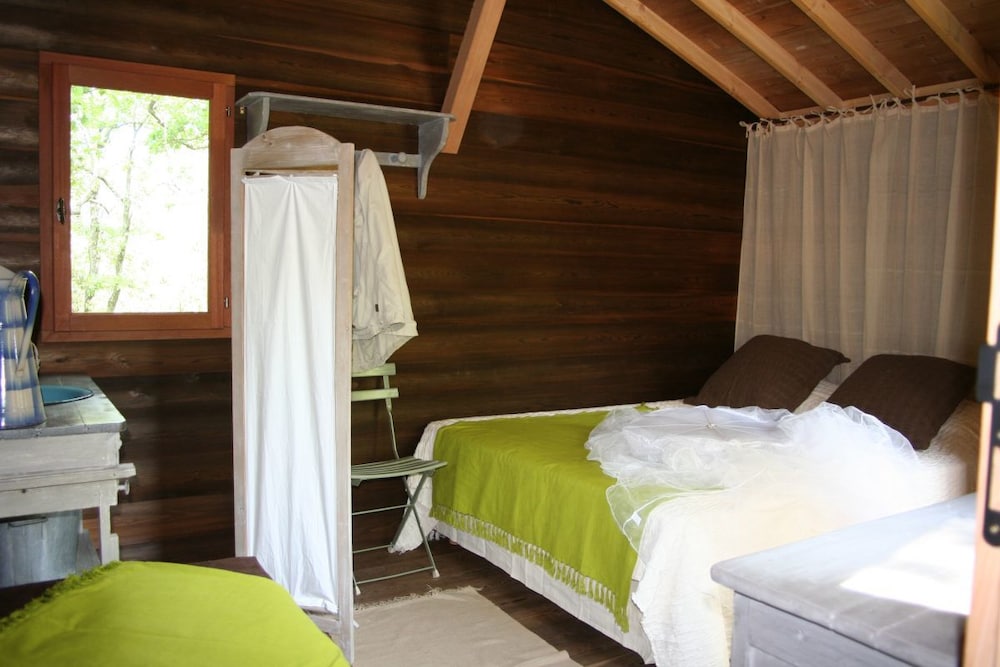 Tree House photo 2