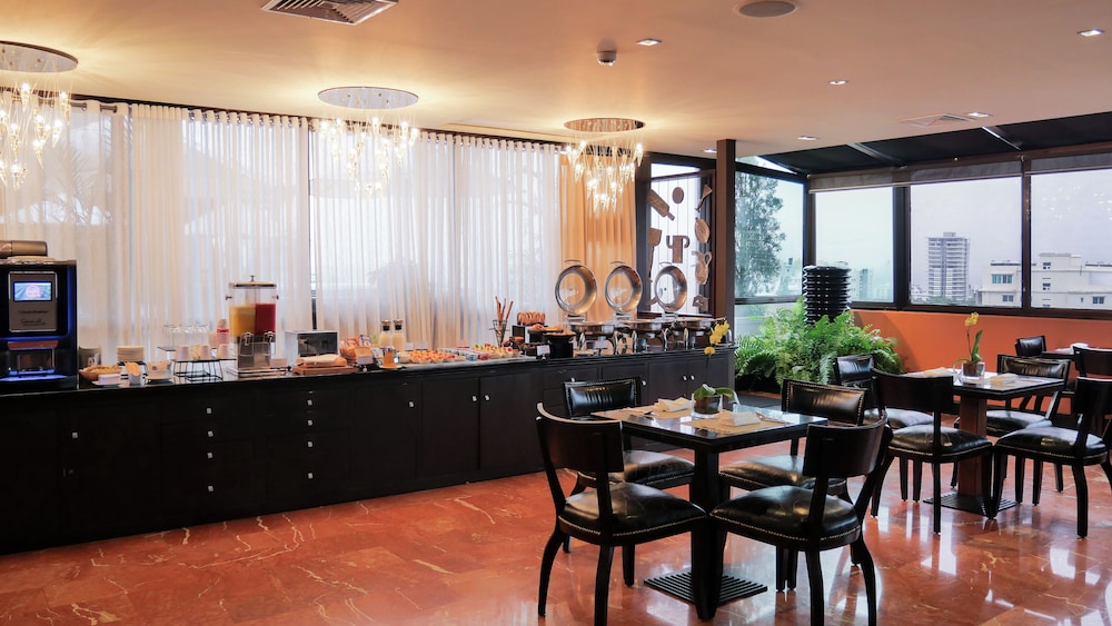 Superior Premium Level Room - Photo 7