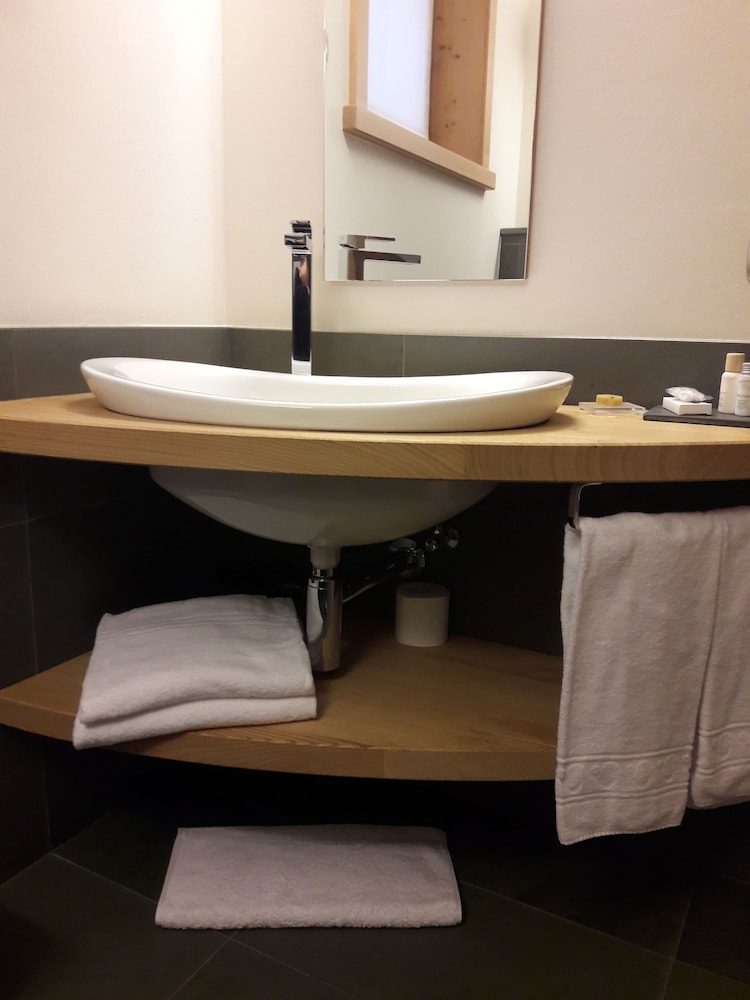 Comfort Double Room, 1 Double Bed, Balcony, photo 6