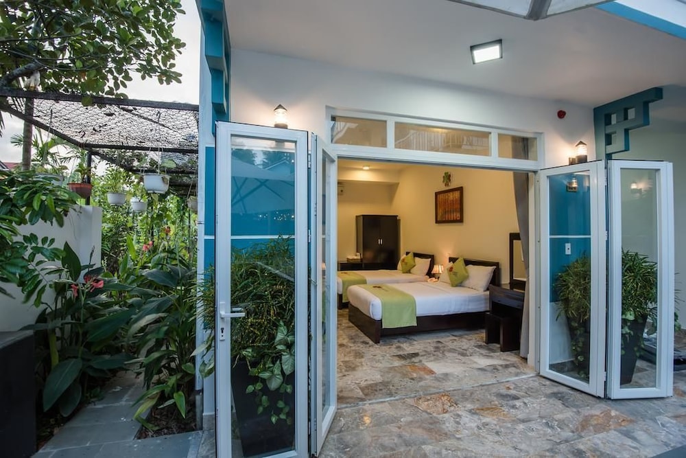 Family Triple Room photo 2