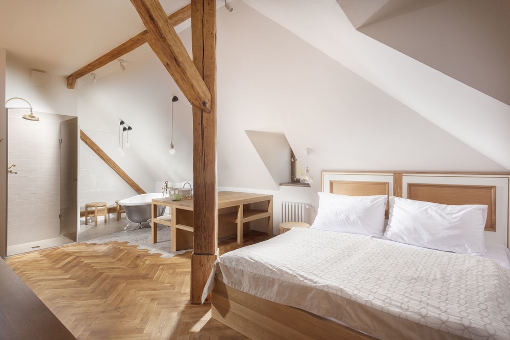 Deluxe Double Room, 1 King Bed