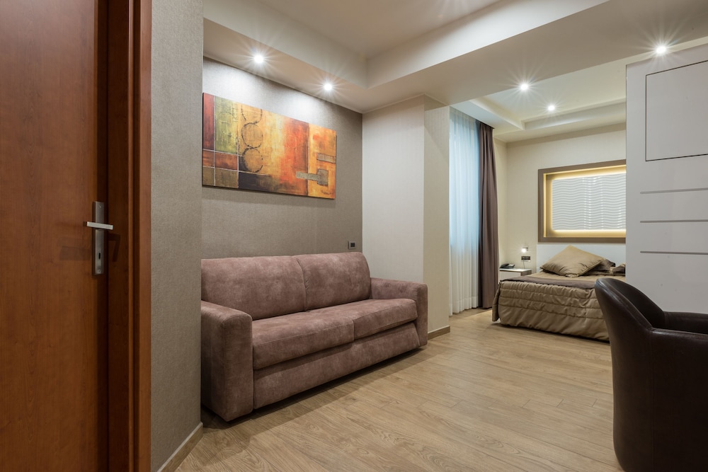 Superior Double or Twin Room - Photo 6