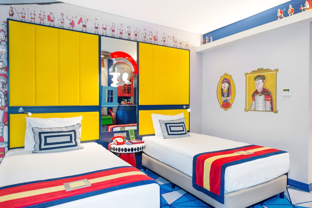 Deluxe Double Room, 1 Double Bed thumbnail 5