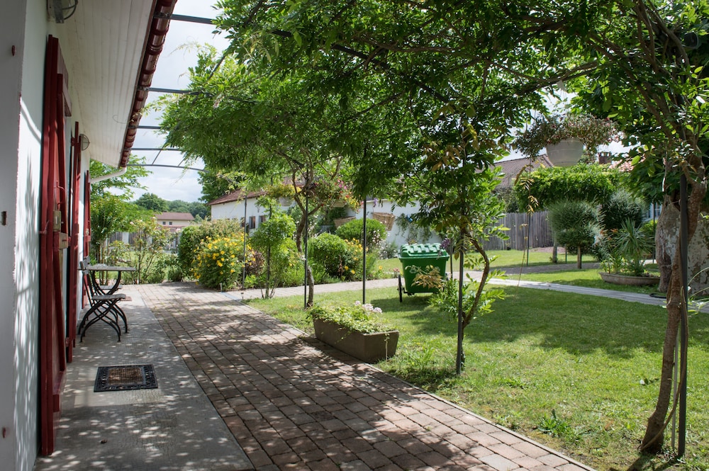 Triple Room, Garden View photo 2