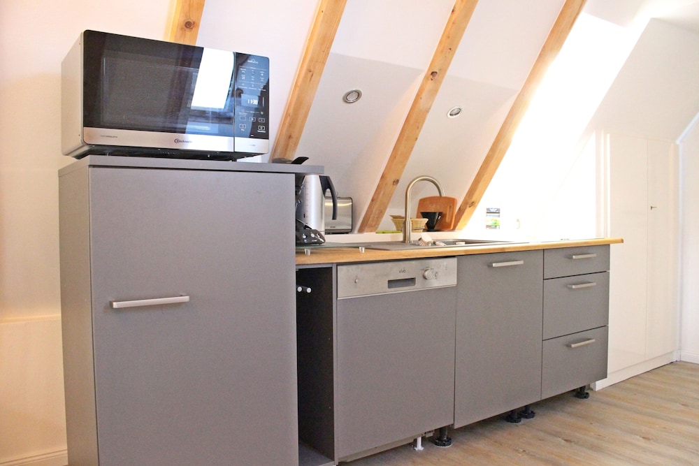Comfort Apartment, 2 Bedrooms, Garden Area photo 2