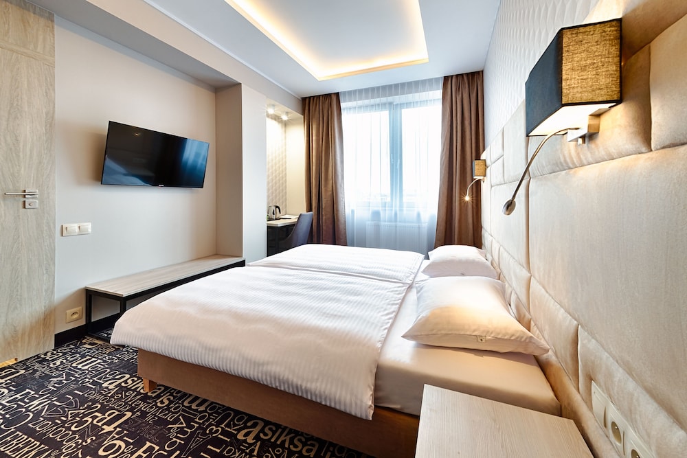 Superior Double or Twin Room - Photo 1