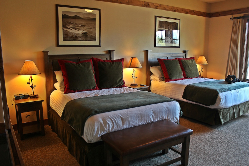 Two Queen Viking Lodge Room - Photo 4