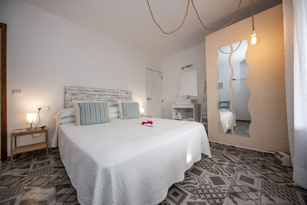 Habitación Doble, con baño privado (Na Blanca)