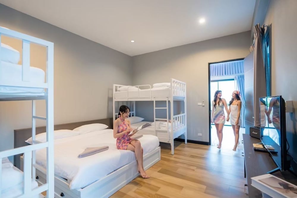 Heal House Pool Villa for 10 people - Stay 24 Hours