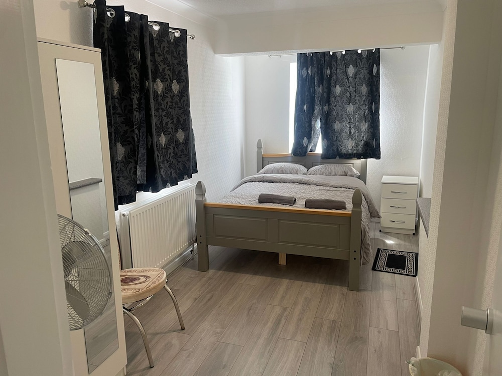Standard Double Room - Shared