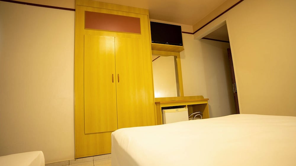 Classic Room - Photo 9