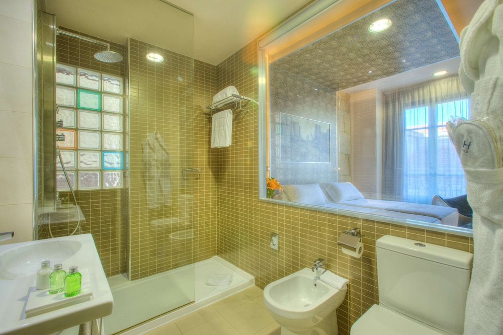 Standard Room - Photo 24