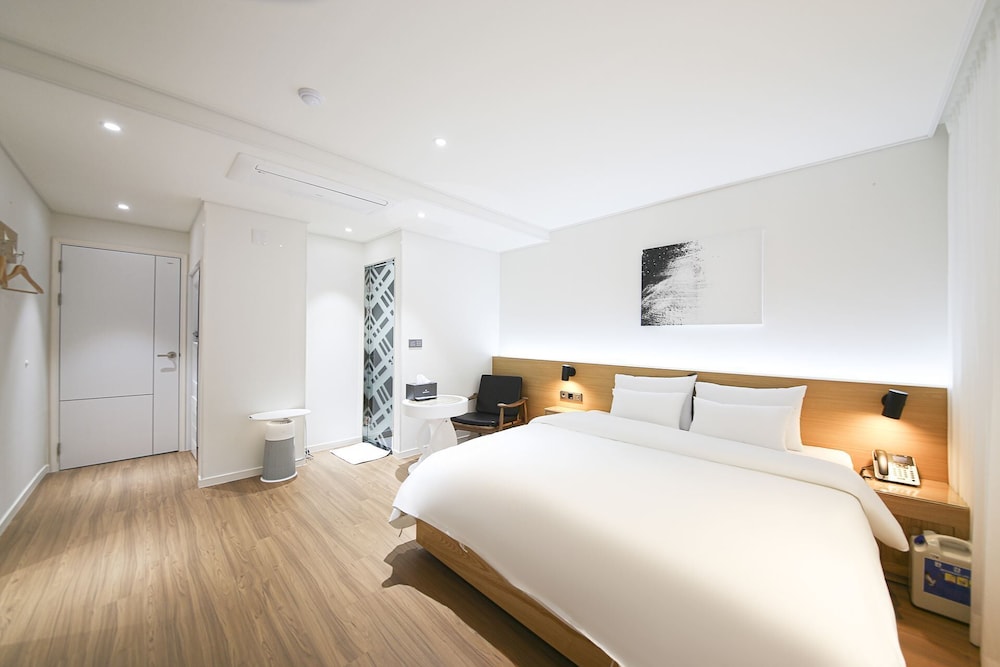 Premium Double Room, Lake View