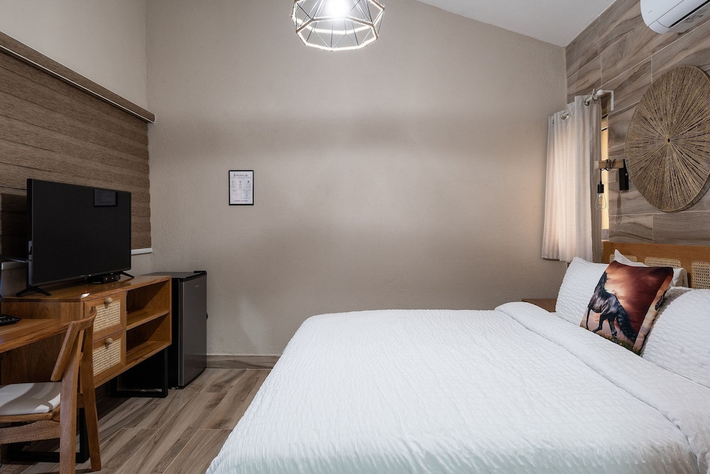 Standard Double Room photo 3