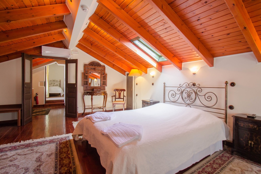 Suite (Top Floor) photo 1