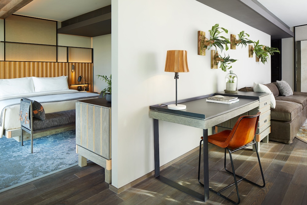 Suite, 1 Bedroom (Skyline)
