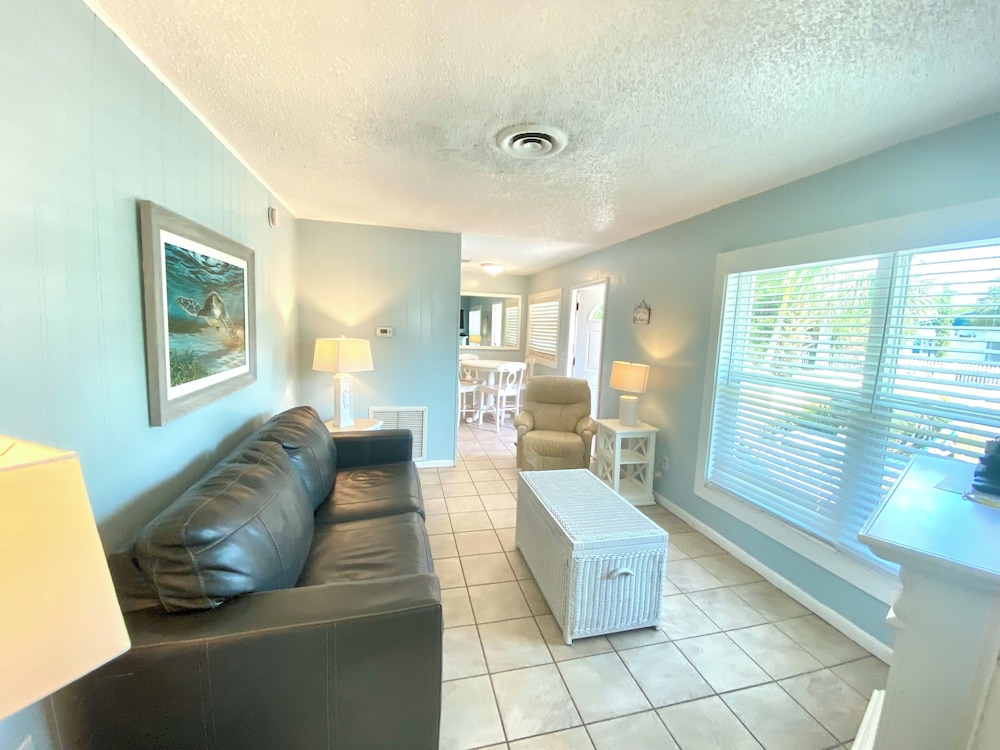 2 Bedroom Apartment Unit #10 (at White Sands) photo 1