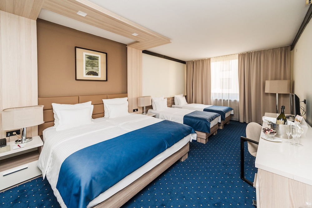 Basic Triple Room - Photo 4