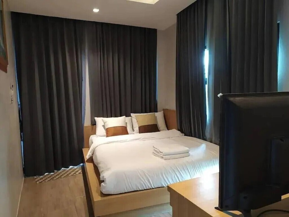 Small Plus Double Room