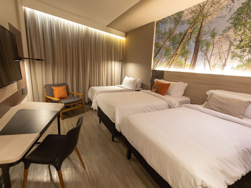 Superior Room, Multiple Beds photo 3