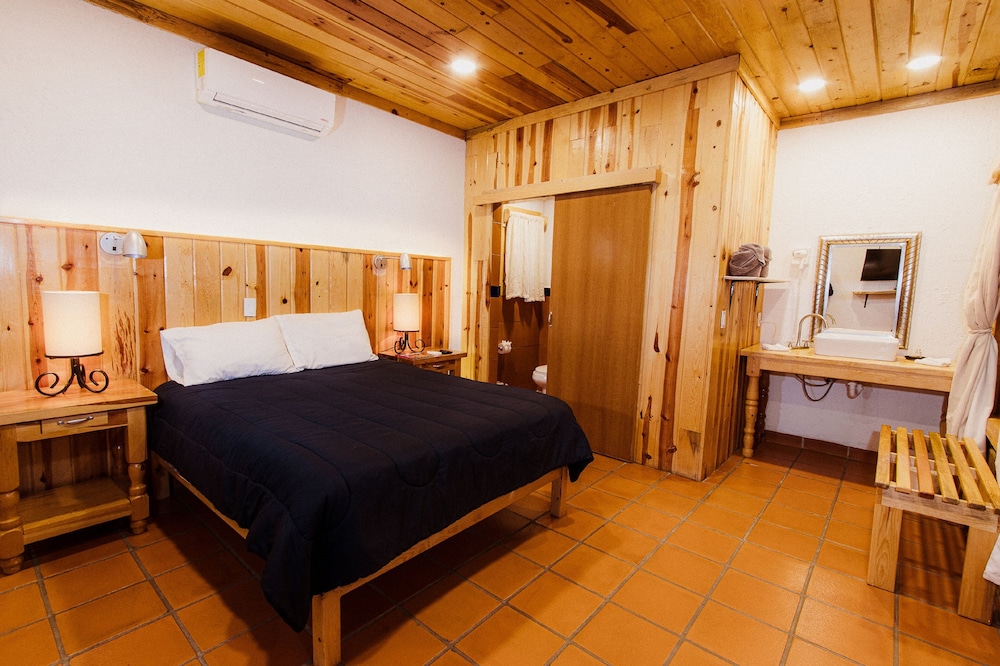 Basic Room - Photo 1