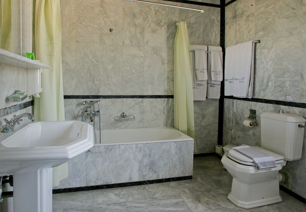 Suite - Photo 6