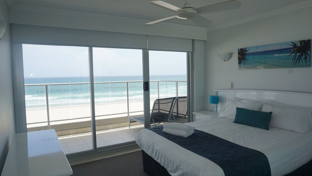 Superior Apartment, 2 Bedrooms, Non Smoking, Kitchen (Absolute Beachfront 7N) photo 3