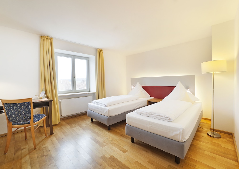 Classic Double Room, 1 Bedroom photo 2