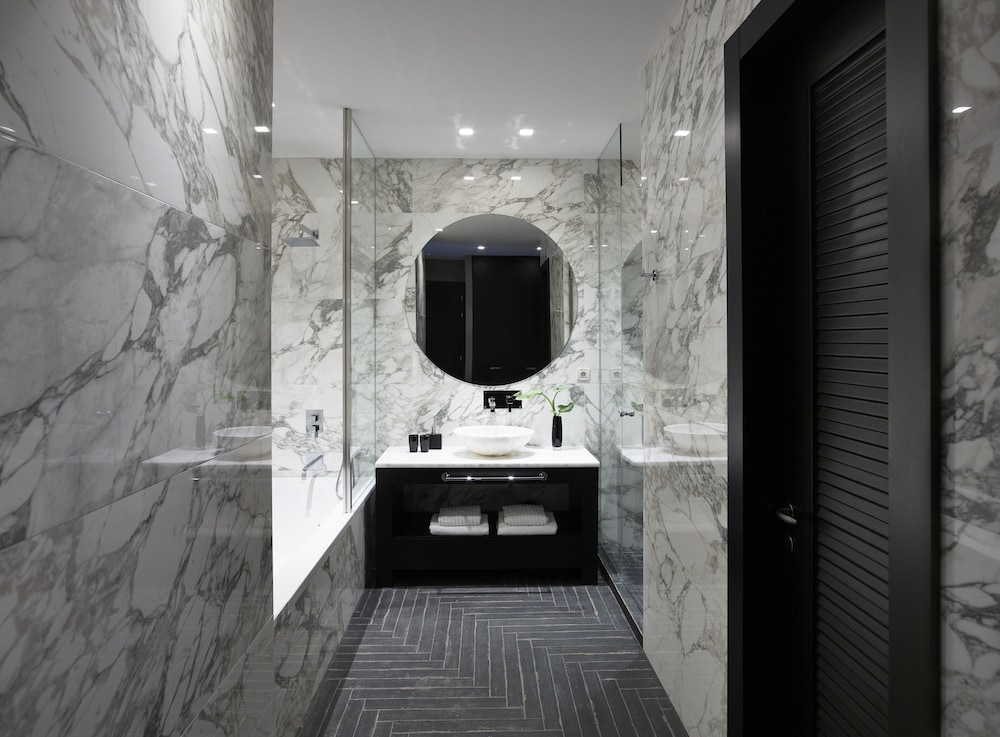 Executive Suite, Private Pool - Photo 10