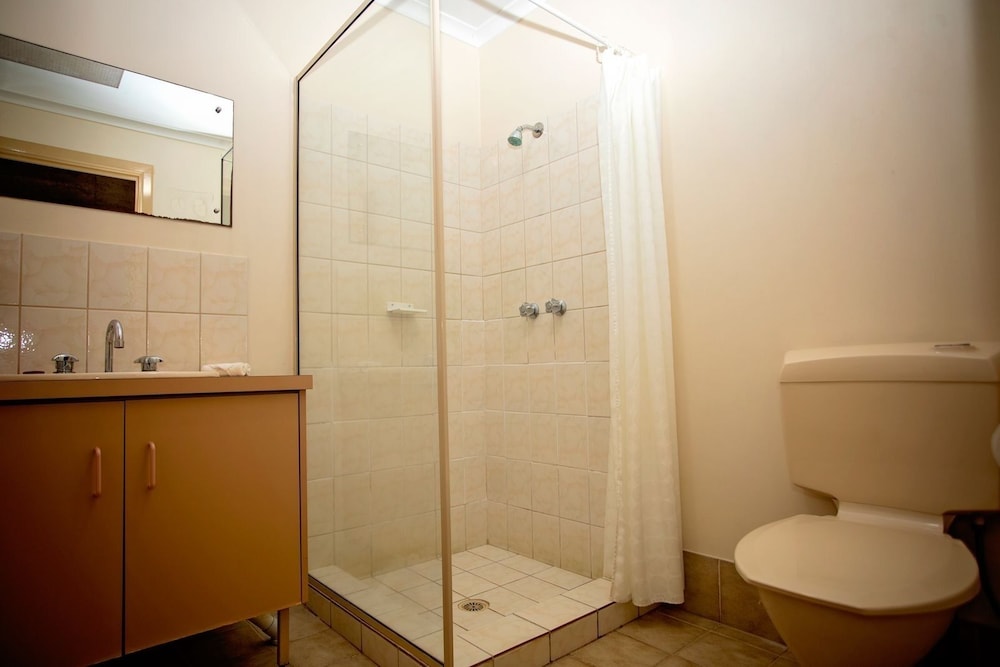 Self-Contained Motel Room photo 2