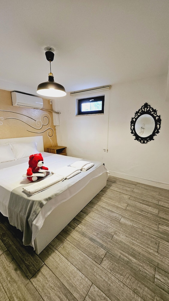 Economy Room photo 1
