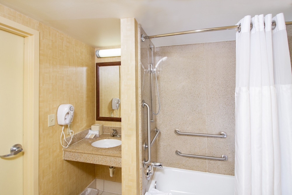 Room, Accessible - Photo 2