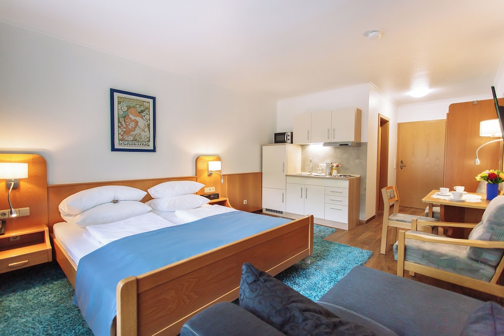 Basic Double Room photo 1