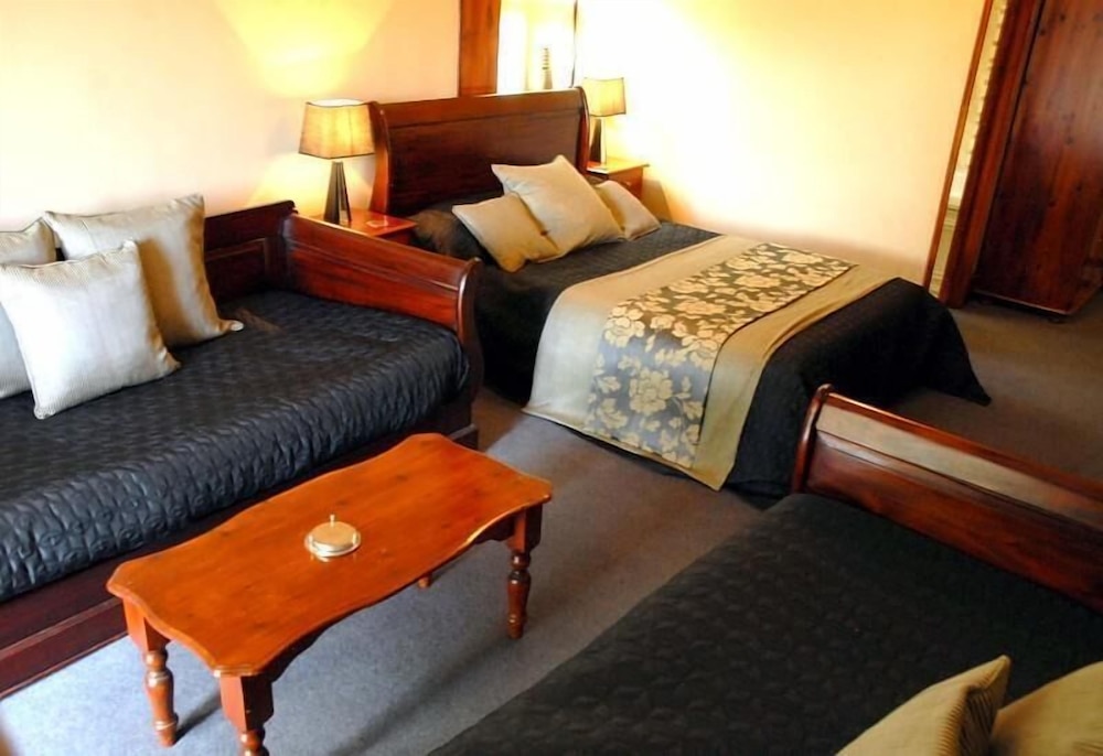 Family Room - Photo 1