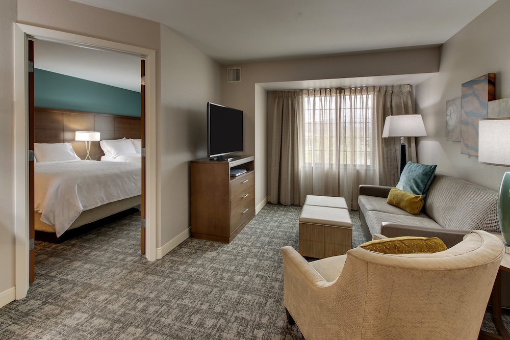 Suite, 1 Bedroom, Accessible Bathtub, Kitchen (Communications, Accessible Tub) - Photo 8