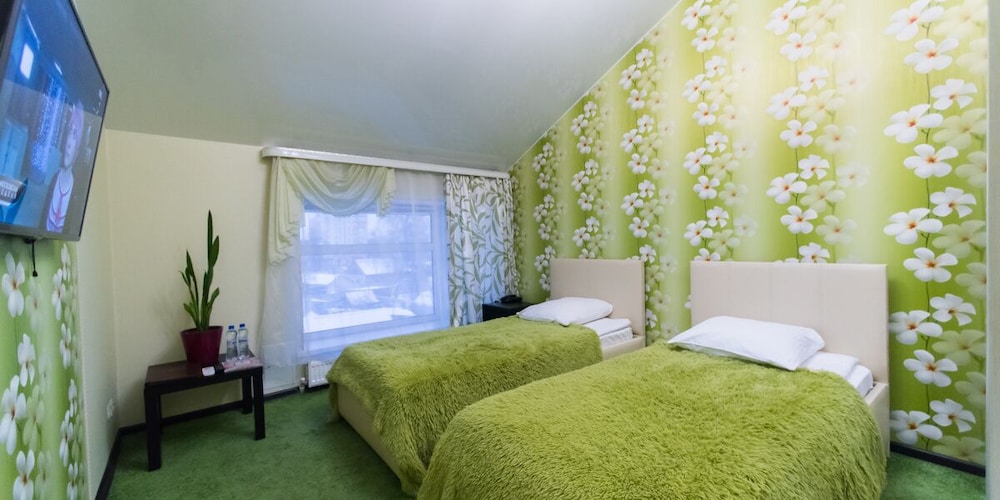 Standard Twin Room, 2 Twin Beds photo 3