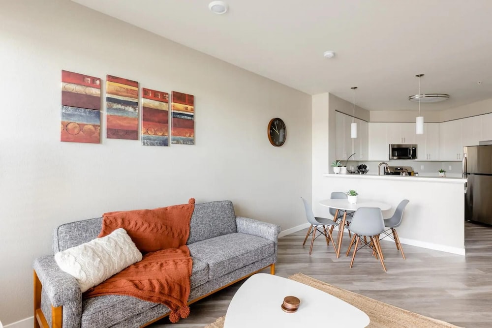Minimalist Apt w Private Balcony Gym Sky Lounge, Billede 26