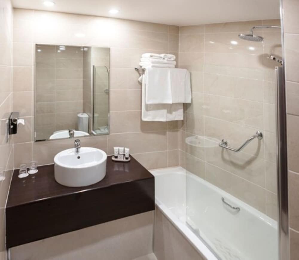 Standard Double or Twin Room - Photo 4