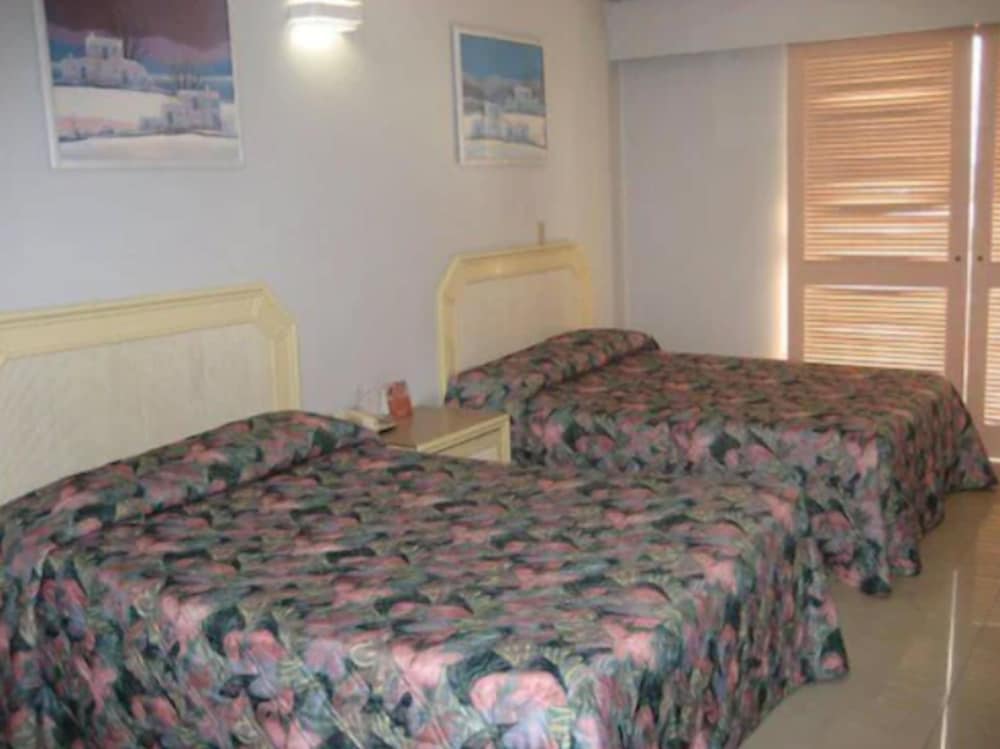 Standard Double Room, 2 Double Beds, Ocean View