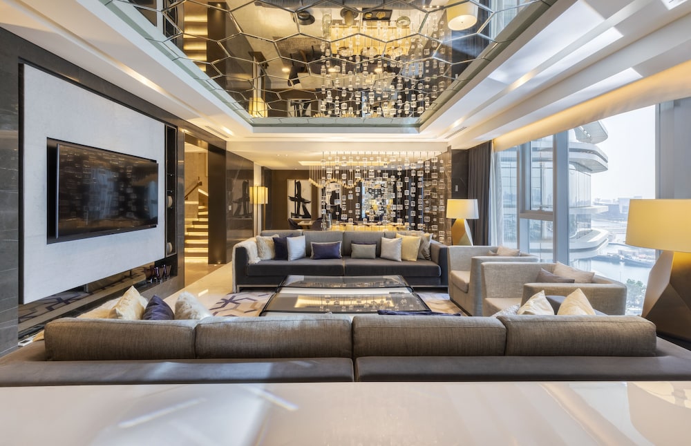 Royal Suite - Photo 3