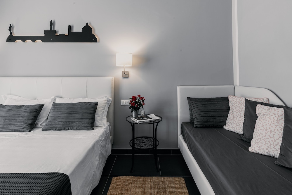 Deluxe Triple Room, 1 Bedroom, Balcony
