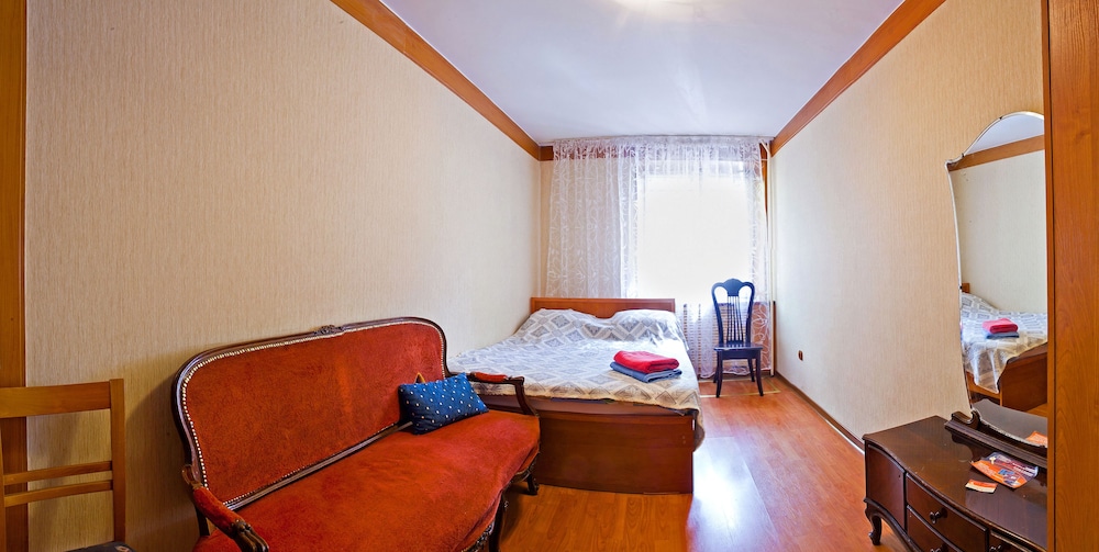 Family Apartment, 1 Bedroom (Zheltoksan Street 74) photo 1