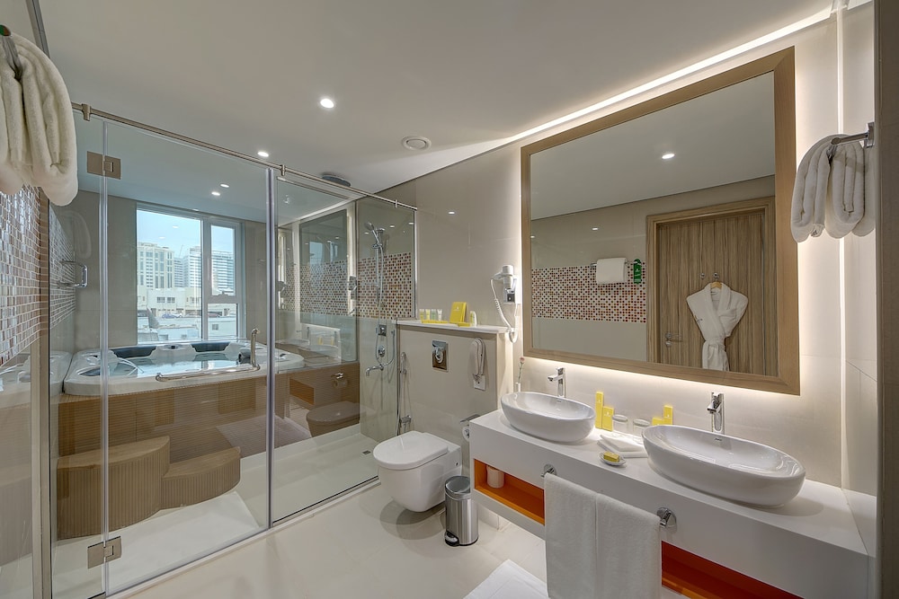 Executive Suite, 1 King Bed — photo 2