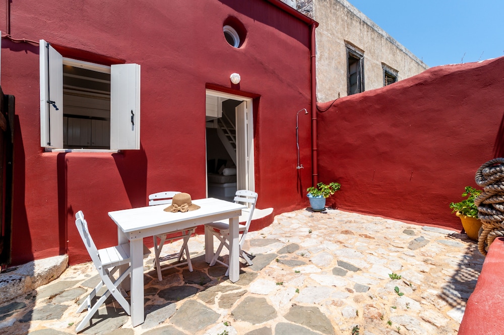 House - Photo 14