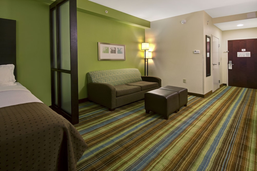 Suite, 2 Queen Beds (Additional Living Area) - Photo 5