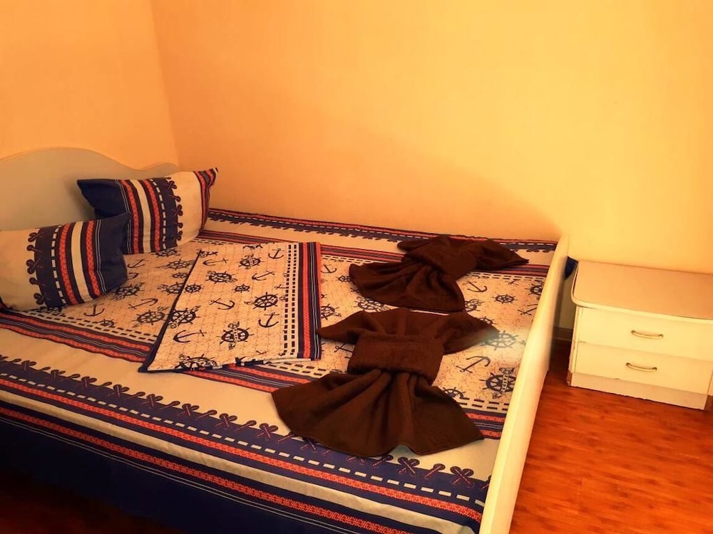 Standard Triple Room photo 2