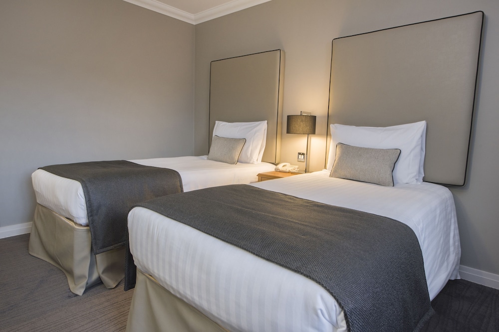 Standard Twin Room - Photo 2